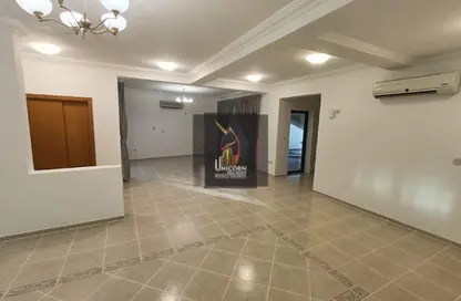 مجمع سكني - 3 غرف نوم - 4 حمامات للايجار في شارع الوعب - الوعب - الدوحة