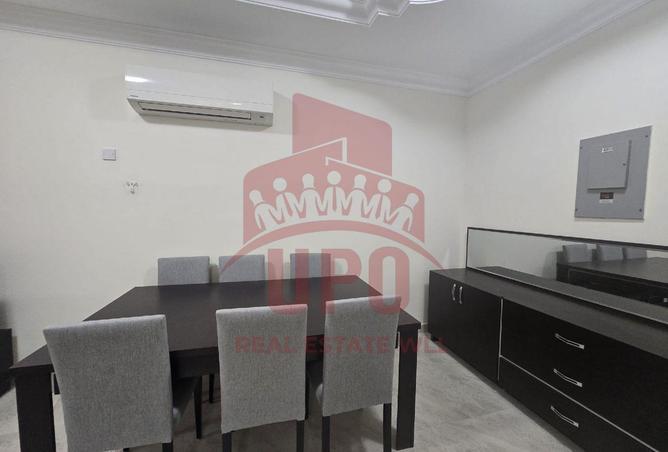 988789 - Property Image 3