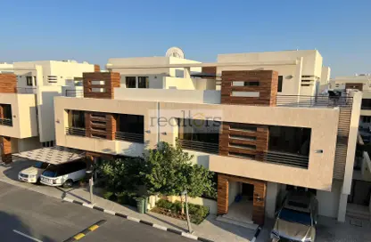 مجمع سكني - 4 غرف نوم - 4 حمامات للايجار في الهلال - الهلال - الدوحة