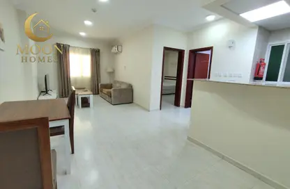 Apartment - 1 Bedroom - 1 Bathroom for rent in Umm Ghwailina Comm - Umm Ghuwalina - Umm Ghuwailina - Doha