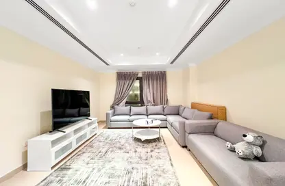 Apartment - 1 Bedroom - 2 Bathrooms for rent in East Porto Drive - Porto Arabia - The Pearl Island - Doha