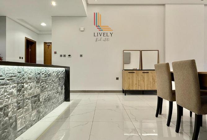 970762 - Property Image 2