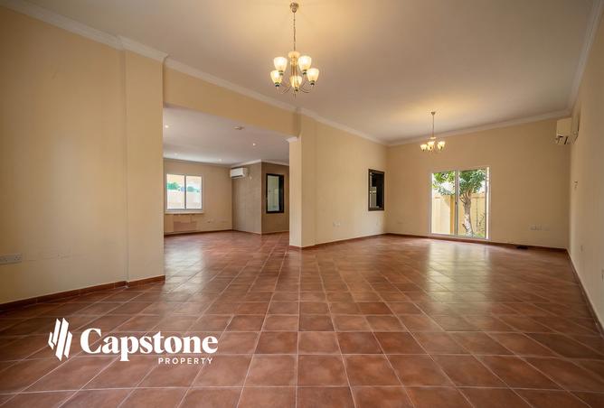 1003381 - Property Image 2