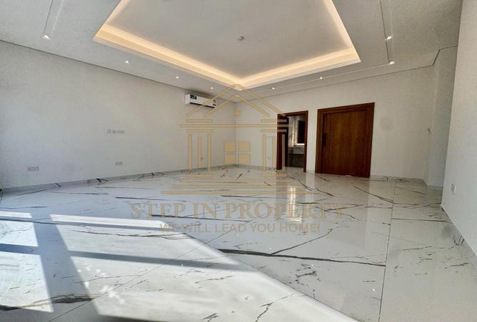 1006027 - Property Image 2