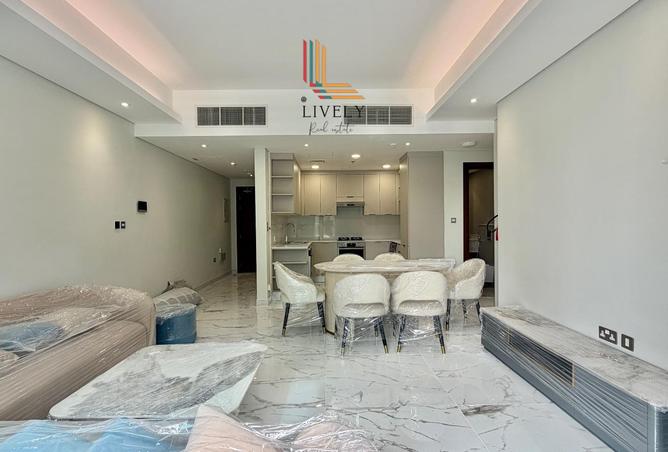 988942 - Property Image 2