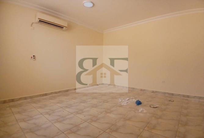 940645 - Property Image 3