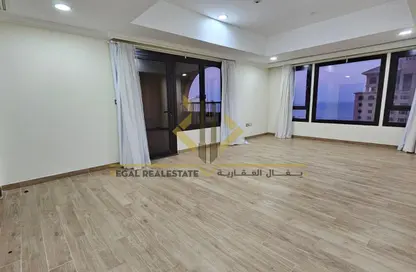 شقة - 2 غرف نوم - 2 حمامات للايجار في طريق بورتو الغربي - بورتو أرابيا - جزيرة اللؤلؤة - الدوحة