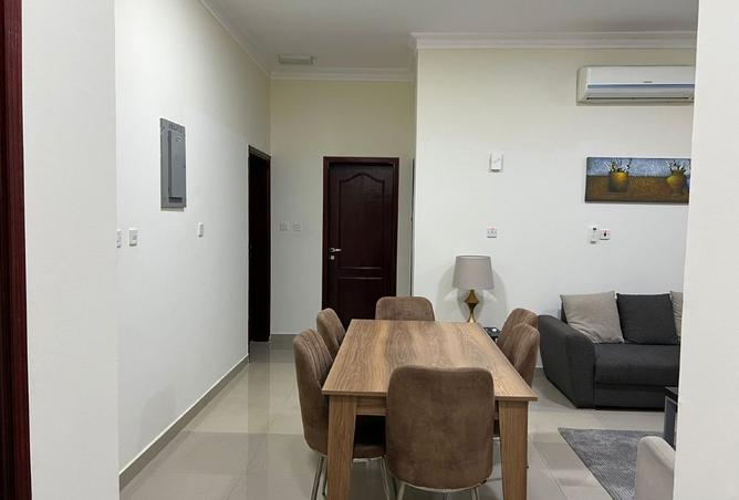 965708 - Property Image 3