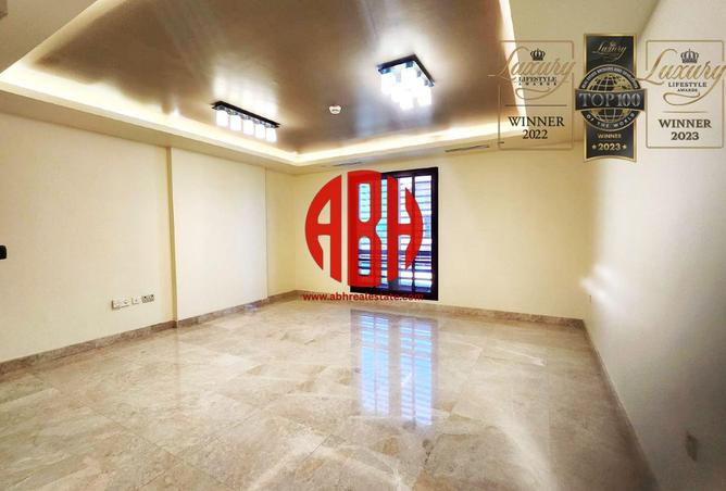 993253 - Property Main Image