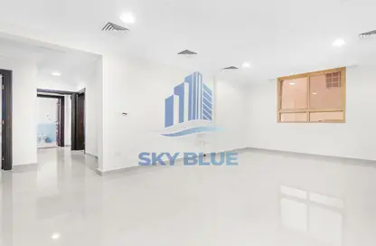 Apartment - 3 Bedrooms - 3 Bathrooms for rent in Al Sadd Road - Al Sadd - Doha