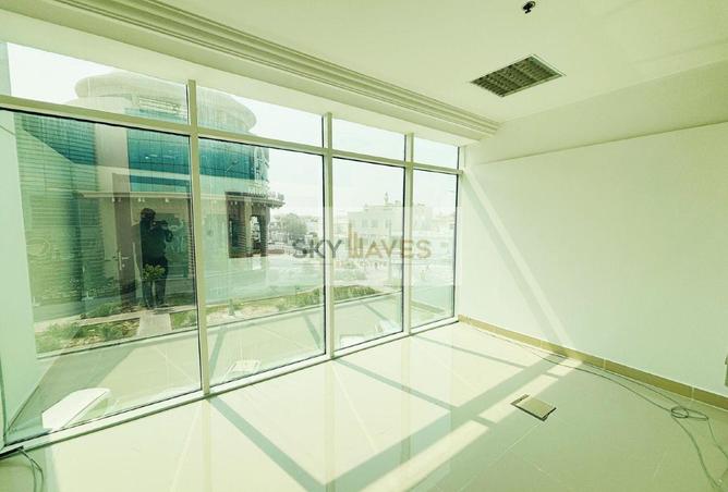 947691 - Property Image 3