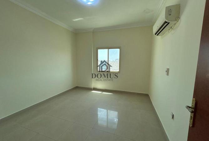 999420 - Property Image 2