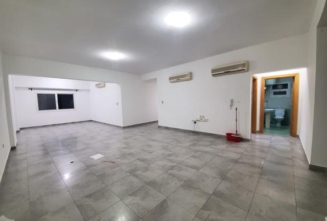 964080 - Property Image 2