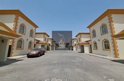 مجمع سكني - 4 غرف نوم - 4 حمامات للايجار في شارع المطار القديم - طريق المطار القديم - الدوحة