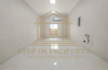 Apartment - 2 Bedrooms - 2 Bathrooms for rent in Al Sadd Road - Al Sadd - Doha