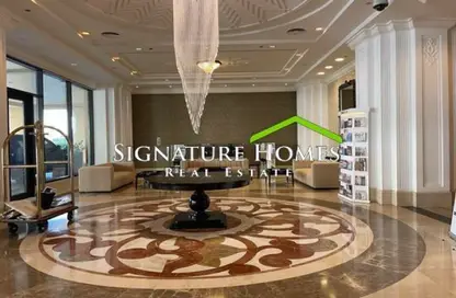 Apartment - 1 Bedroom - 2 Bathrooms for sale in West Porto Drive - Porto Arabia - The Pearl Island - Doha