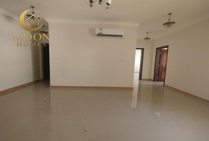 957118 - Property Image 2