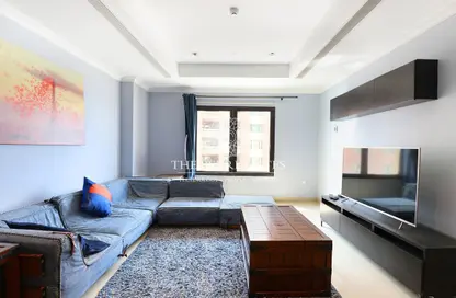 Apartment - 1 Bedroom - 2 Bathrooms for rent in East Porto Drive - Porto Arabia - The Pearl Island - Doha
