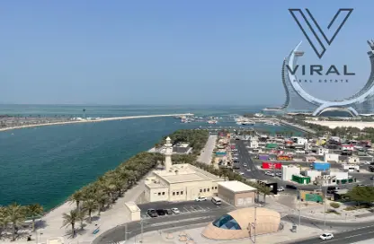 Apartment - 1 Bedroom - 2 Bathrooms for rent in Marina Residences 195 - Marina District - Lusail