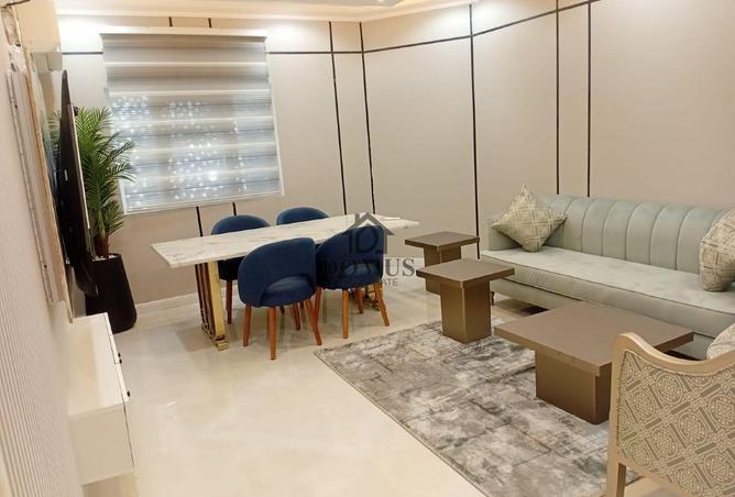 942903 - Property Image 2