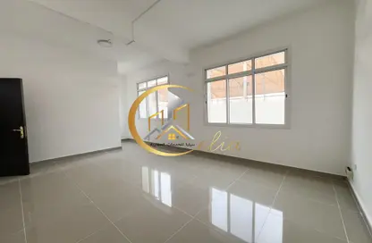 مجمع سكني - 2 غرف نوم - 3 حمامات للايجار في شارع  بو هامو - أبو هامور - الدوحة