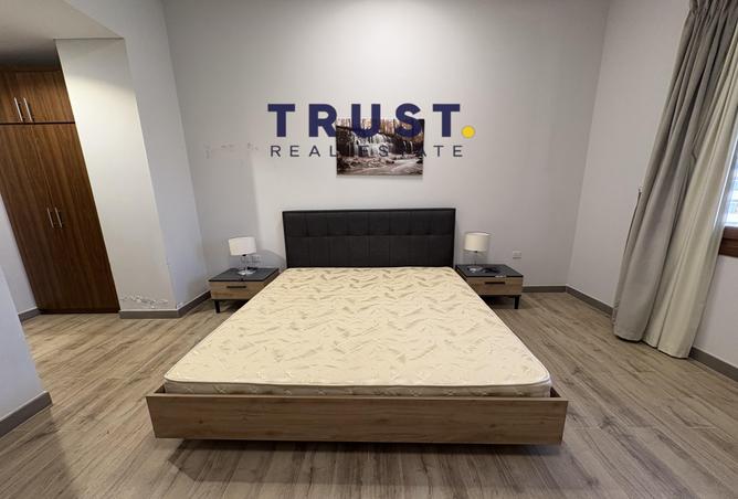 958316 - Property Image 2