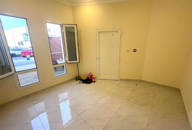 993873 - Property Image 3