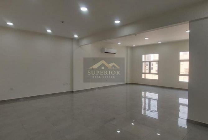 927589 - Property Main Image