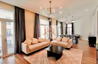 شقة - 2 غرف نوم - 3 حمامات للايجار في حدائق فلورستا - حدائق فلورستا - جزيرة اللؤلؤة - الدوحة