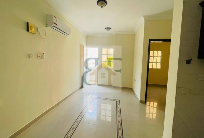 943080 - Property Main Image