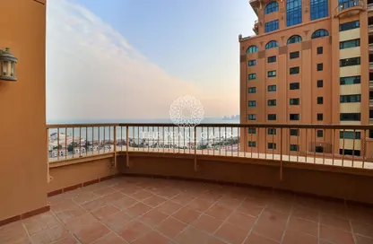 Apartment - 1 Bedroom - 2 Bathrooms for rent in East Porto Drive - Porto Arabia - The Pearl Island - Doha