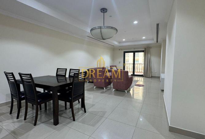 967627 - Property Image 3