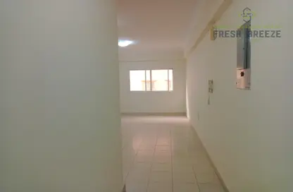 Hall / Corridor image for: Apartment - 3 Bedrooms - 3 Bathrooms for rent in Fereej Bin Mahmoud - Doha, Image 1