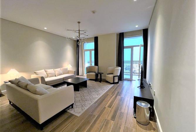 981373 - Property Image 2