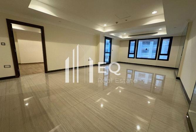 944544 - Property Image 2