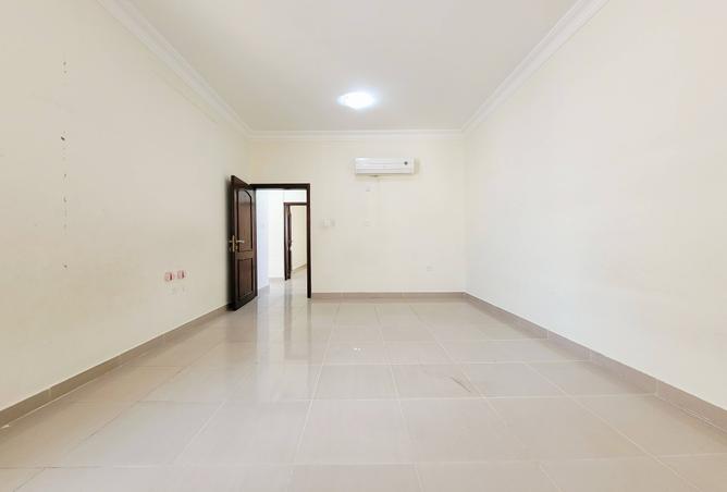 981747 - Property Image 3