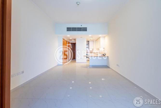935711 - Property Image 2