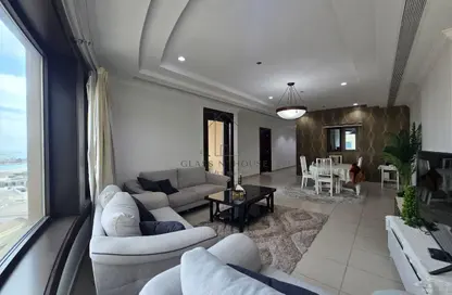 Apartment - 1 Bedroom - 2 Bathrooms for rent in West Porto Drive - Porto Arabia - The Pearl Island - Doha