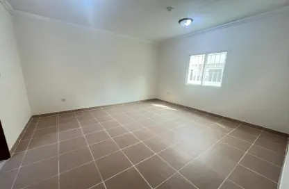 Apartment - 2 Bedrooms - 2 Bathrooms for rent in Al Muntazah - Doha