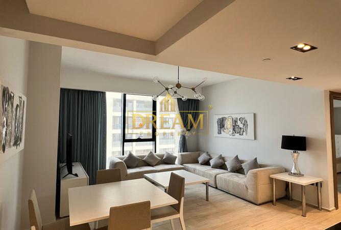 880531 - Property Image 2
