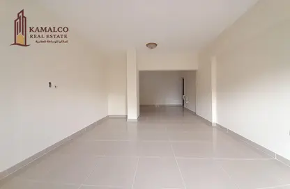 Apartment - 2 Bedrooms - 2 Bathrooms for rent in Al Mansoura - Doha