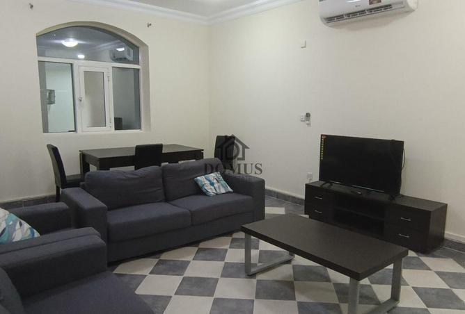 960855 - Property Image 2