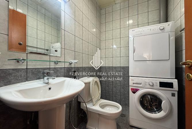 853252 - Property Image 2