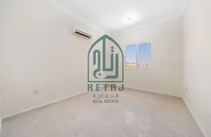 Apartment - 2 Bedrooms - 2 Bathrooms for rent in Al Sadd Road - Al Sadd - Doha