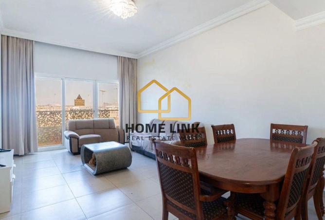 929744 - Property Image 2