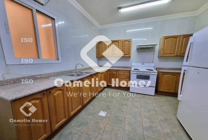 992391 - Property Image 3