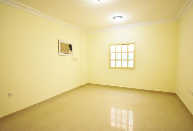 965551 - Property Image 2