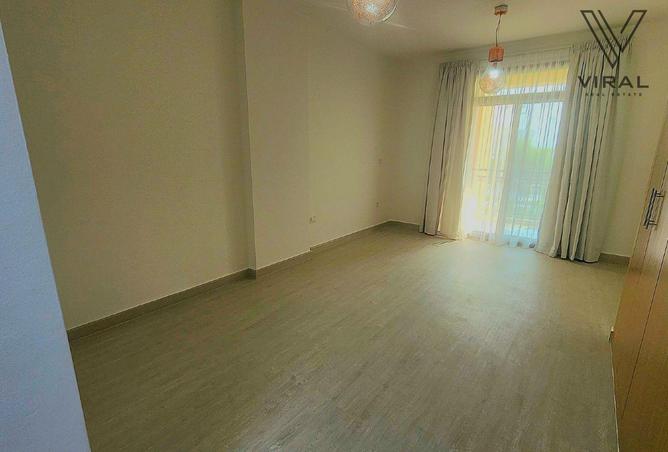 1004561 - صورة العقار 2