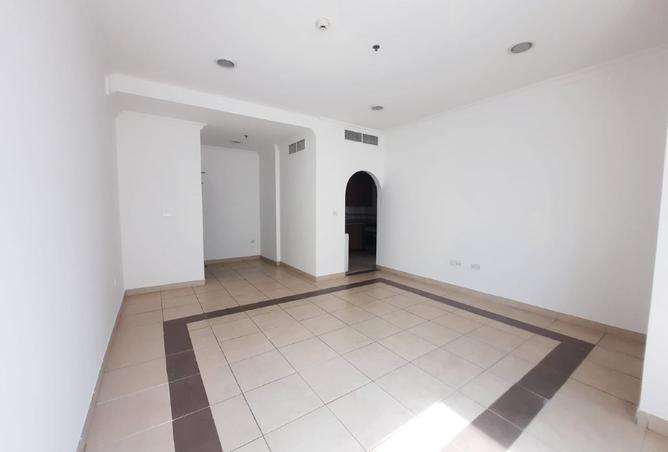 942488 - Property Main Image