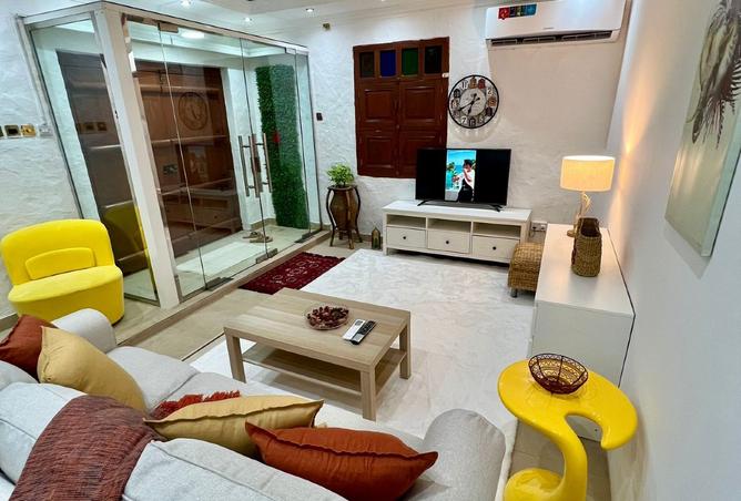 1002320 - Property Image 2